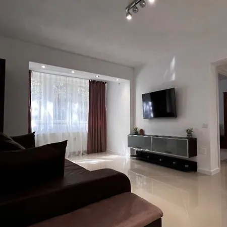 Cotroceni Prestigious Apartmán *